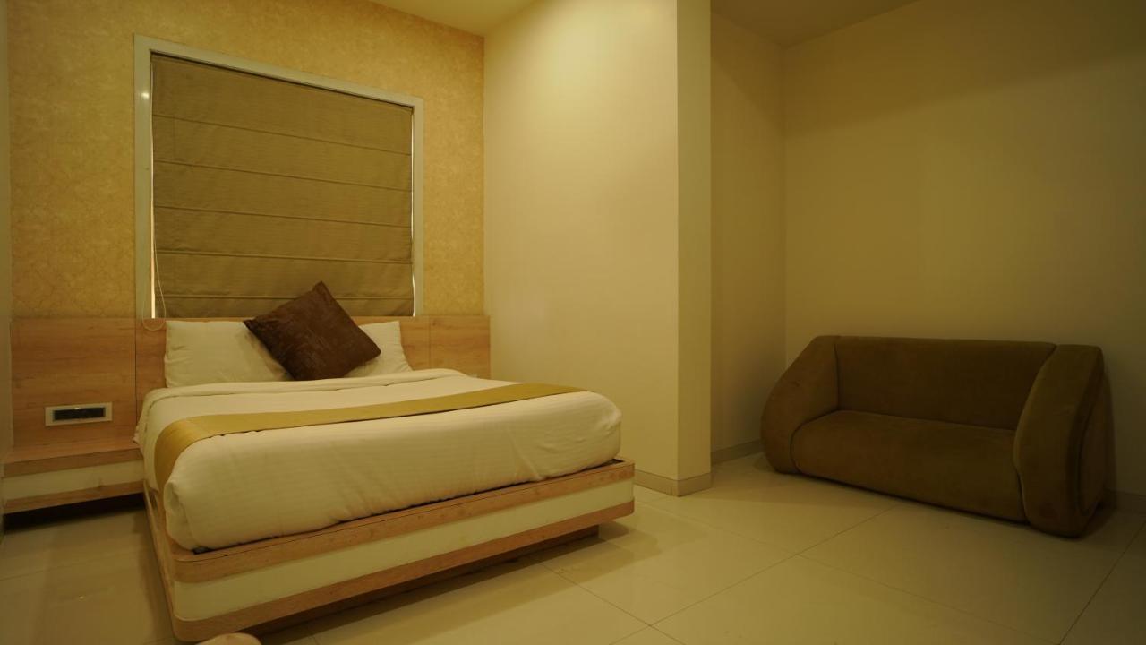 Wisteria Blue Hotel Samarda Kaliasot Exterior photo